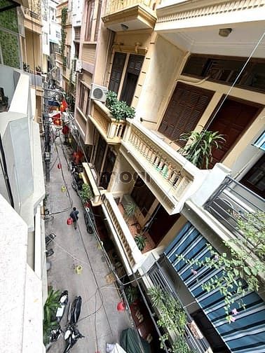Hình ảnh Bán Nhà phố Ngô Tất Tố, Văn Miếu, Đống Đa