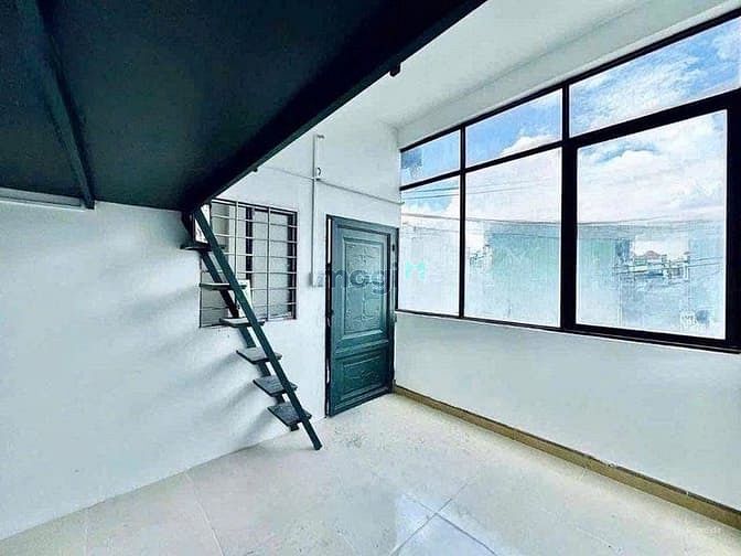 Hình ảnh Phòng Trọ Có Gác,Cửa Sổ Thoáng Gần Trường Cao Đẳng Công Thương Quận 9