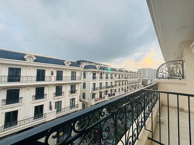 Hình ảnh 💕Trang Chủ MB66.COM / Đăng Ký Tặng 66K mới studio ban công ngay Gigamall siêu thoáng nội khu VạnPhúc