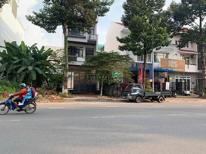 Hình ảnh Nền đẹp trục chính Trần Văn Trà KDC Hưng Phú, Cần Thơ - 9.99 tỷ