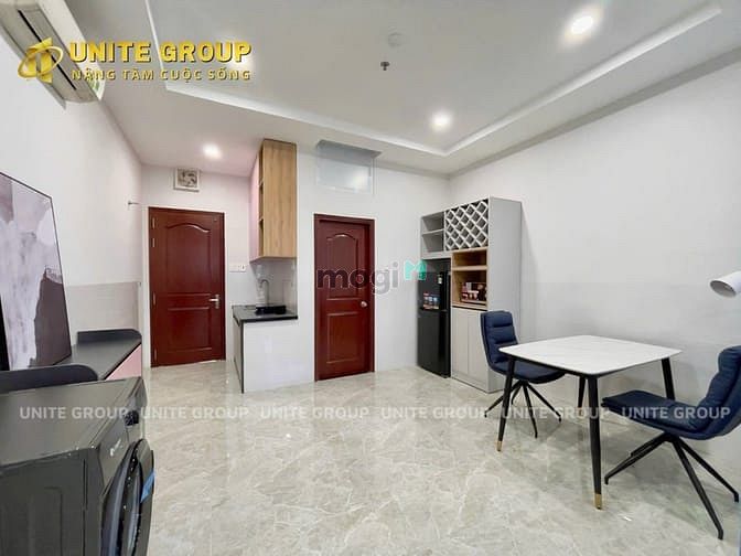 Hình ảnh STUDIO ban công ( máy giặt riêng ) gần cầu Phú Mỹ , KCX Tân Thuận