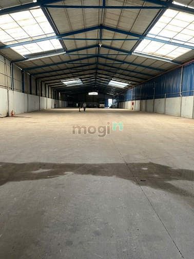Hình ảnh Kho 2000m2 ĐẦY ĐỦ PCCC cần cho thuê ngay MT đường Hồ Văn Long,Bình Tân