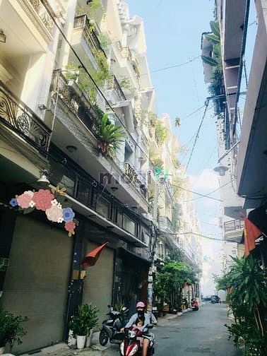 Hình ảnh Siêu phẩm Phạm Văn Bạch Cống Lở - 4x14 - 5 tầng - 2 ô tô tránh