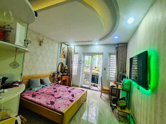 Hình ảnh Siêu phẩm Phạm Văn Bạch Cống Lở - 4x14 - 5 tầng - 2 ô tô tránh