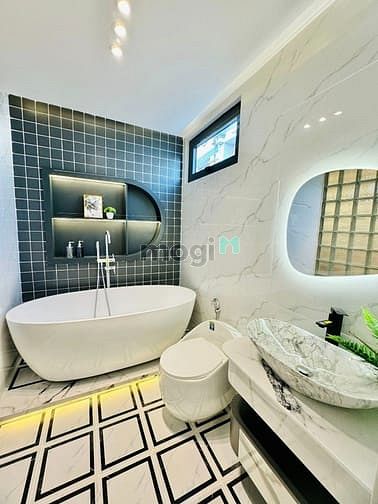 Hình ảnh SIÊU PHẨM 58 Thành Thái,P12, Quận 10, 72m2, 6 tỷ100, sổ sạch
