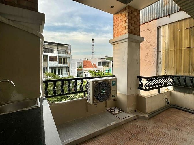 Hình ảnh Studio Ban Công Full Nội Thất Máy Giặc Riêng KDC Bông Sao
