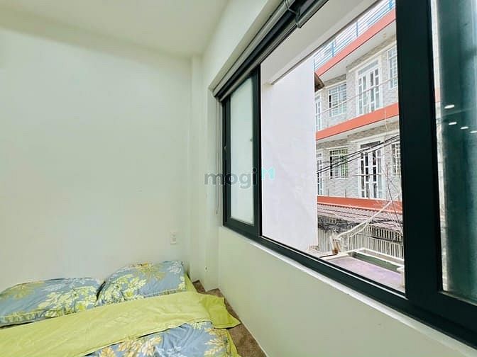 Hình ảnh Studio Mới 100% Ban Công Full Nội Thất
