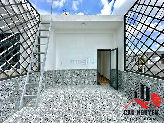 Hình ảnh Nhà 1 trệt 1 lửng 3 lầu, 5 phòng ngủ, Đường Liên Khu 4-5.