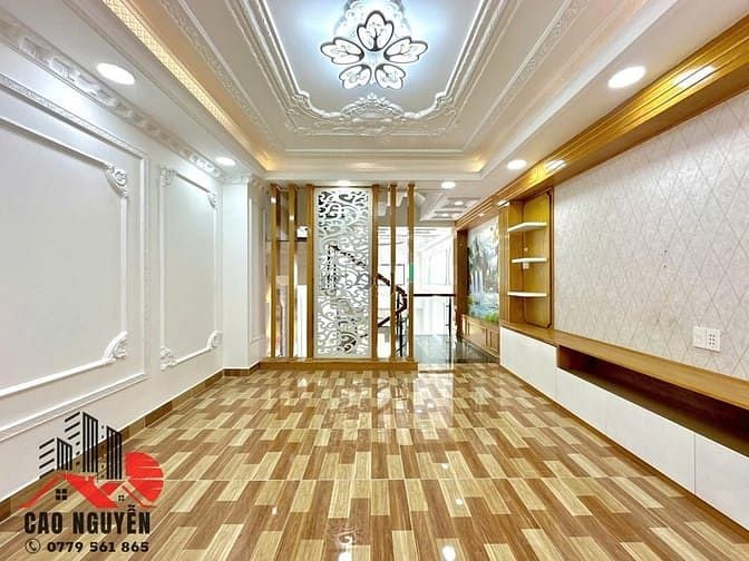 Hình ảnh Nhà 1 trệt 1 lửng 3 lầu, 5 phòng ngủ, Đường Liên Khu 4-5.