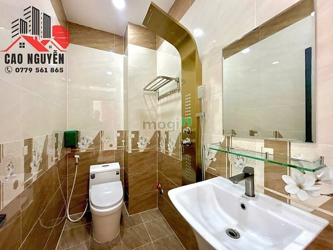 Hình ảnh Nhà 1 trệt 1 lửng 3 lầu, 5 phòng ngủ, Đường Liên Khu 4-5.