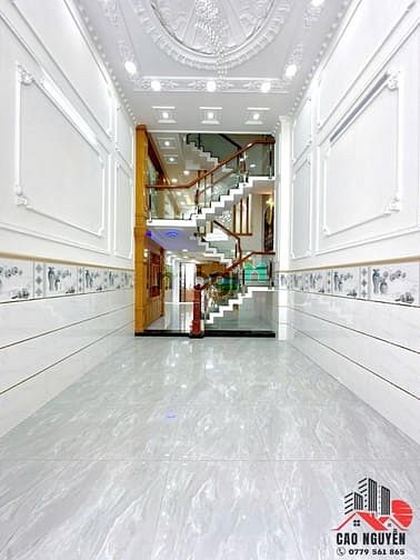 Hình ảnh Nhà 1 trệt 1 lửng 3 lầu, 5 phòng ngủ, Đường Liên Khu 4-5.