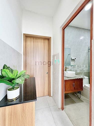 Hình ảnh Căn Hộ 1 Phòng Ngủ 40M2 Cửa Sổ Siêu Rộng Full Nội Thất + Thang máy
