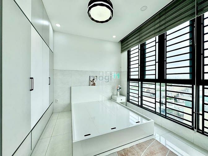 Hình ảnh Căn Hộ 1 Phòng Ngủ 40M2 Cửa Sổ Siêu Rộng Full Nội Thất + Thang máy