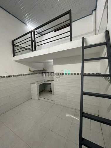 Hình ảnh Phòng thoáng mát gần 185 Ngô Chí Quốc, giá 2tr4