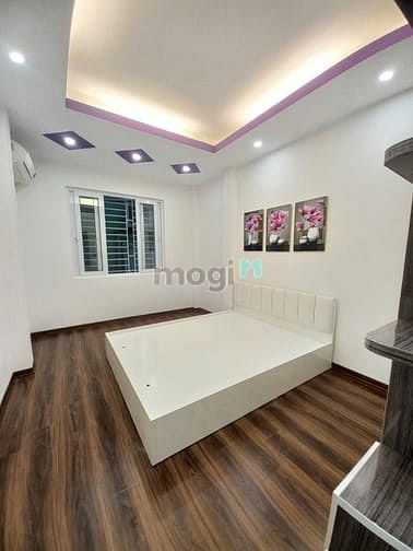 Hình ảnh Bán nhà mới đẹp ở ngay phố Khâm Thiên, 27m2, 5t, mt 3.5m, giá 5.58 tỷ.