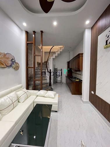 Hình ảnh Bán nhà mới đẹp ở ngay phố Khâm Thiên, 27m2, 5t, mt 3.5m, giá 5.58 tỷ.