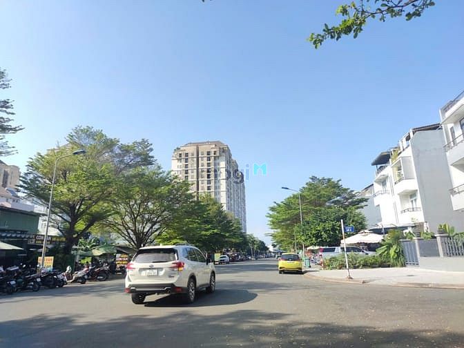 Hình ảnh Mặt tiền Huy Cận KDC Gia Hòa, Phước Long B, quận 9, 22,7tỷ/175m2.