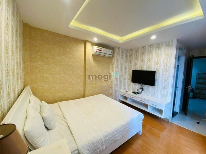 Hình ảnh CHDV 2PN-2WC-1PK banlcol Gần Sân Bay TSN