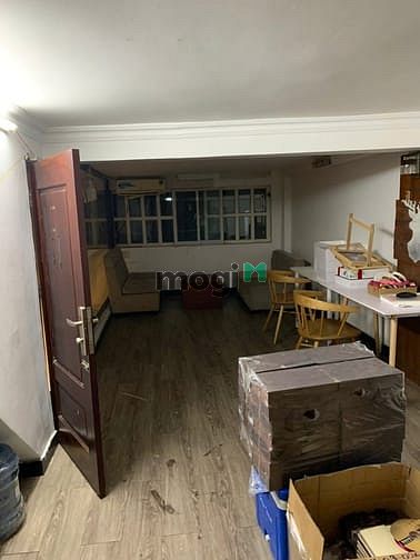 Hình ảnh Nhà mặt tiền đ.Lê Thị Riêng-quận 1(3 tầng).Nhà đẹp,vị trí đẹp chỉ 60tr