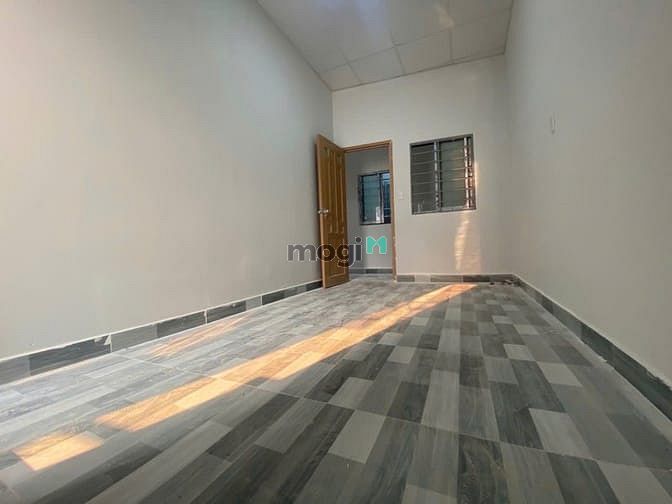 Hình ảnh Phòng Ban Công Tách Bếp Thang Máy ngay Trung Tâm Quận 3
