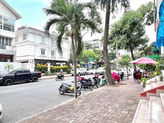 Hình ảnh Bán SHOP mặt tiền đường Phạm Thái Bường khu Mỹ Phước, Phú Mỹ Hưng Giá