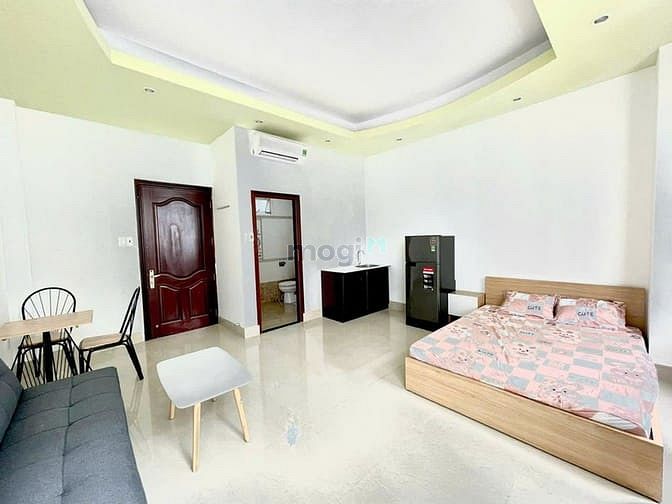 Hình ảnh Căn Hộ Studio Ban Công Mặt Tiền Đường Lý Thường Kiệt Quận 10