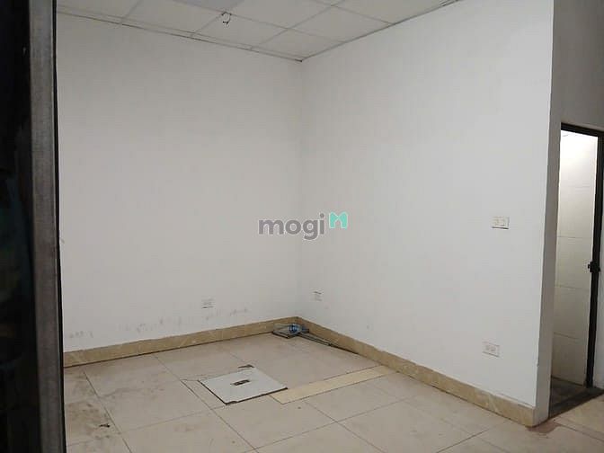 Hình ảnh CC cho thuê MB tầng 1 nhà MP Vũ Tông Phan - TX, DT 12M2, 2TR
