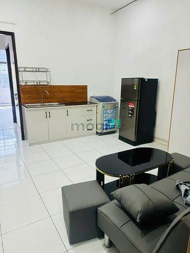 Hình ảnh Căn Hộ 1 Phòng Ngủ Ban Công Mặt Tiền Trần Hưng Đạo