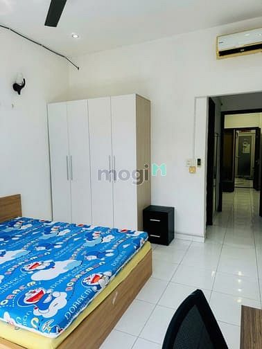Hình ảnh Căn Hộ 1 Phòng Ngủ Ban Công Mặt Tiền Trần Hưng Đạo