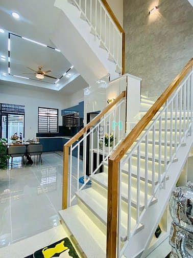 Hình ảnh SIÊU RẺ!! 253 Cách Mạng Tháng 8,P12,Quận 10,54m2,3 tỷ 950, sổ sạch