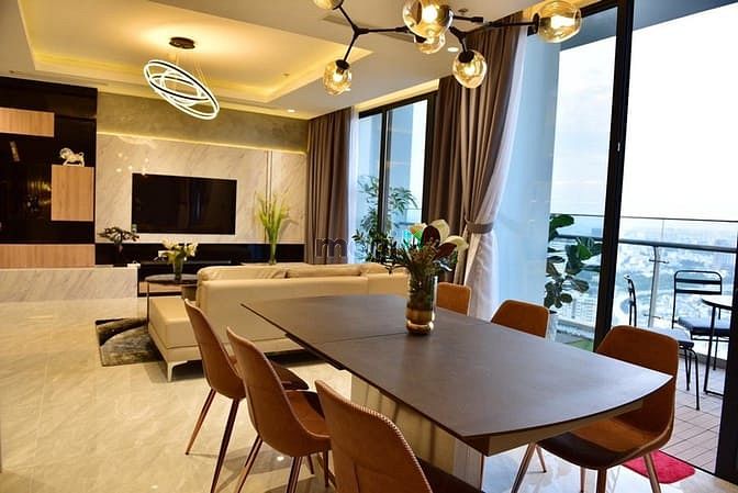 Hình ảnh Cho thuê căn Penhouse Phúc yên 2 Tân bình với 200m2,4pn,4wc, nội thất