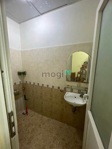 Hình ảnh Phòng thoáng mát đường Lê Thị Riêng, giá 1tr9
