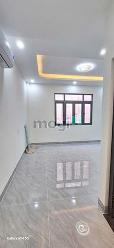 Hình ảnh Nhà Đôi Mới Xây, Đường Lê Văn Quới, 3 Lầu, Có Thang Máy