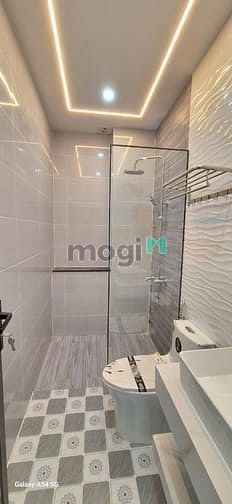 Hình ảnh Nhà Đôi Mới Xây, Đường Lê Văn Quới, 3 Lầu, Có Thang Máy