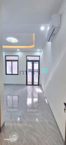 Hình ảnh Nhà Đôi Mới Xây, Đường Lê Văn Quới, 3 Lầu, Có Thang Máy