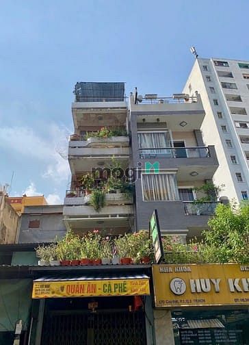 Hình ảnh MT Cao Đạt 172 P1 Q5 ; cấu trúc nhà 5 tầng chỉ 11 tỷ