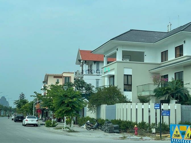 Hình ảnh Cần bán ô đất biệt thự mặt biển Vịnh Hạ Long, gần bãi tắm.