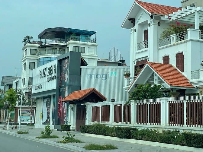 Hình ảnh Cần bán ô đất biệt thự mặt biển Vịnh Hạ Long, gần bãi tắm.