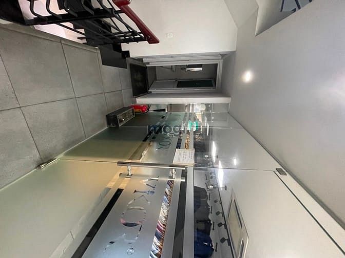 Hình ảnh Bán nhà 5 tầng - 7x20 - có thang máy - hẻm xe tải