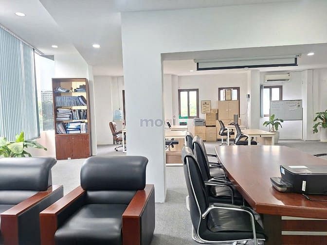 Hình ảnh Một sàn 90m2 có nội thất duy nhất tại MT Phan Đình Giót, Tân Bình