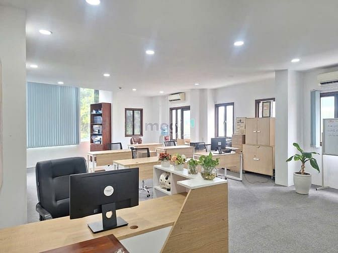 Hình ảnh Một sàn 90m2 có nội thất duy nhất tại MT Phan Đình Giót, Tân Bình