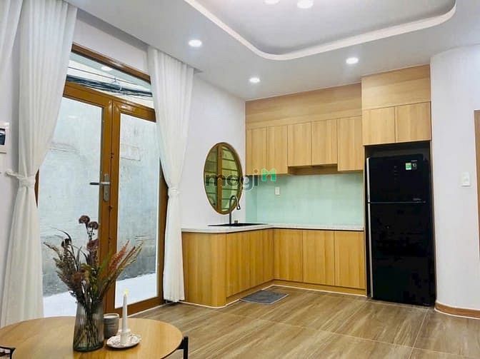 Hình ảnh NHÀ ĐẸP 4 Tầng,  Sát Q1-4.8 tỷ -Full NT