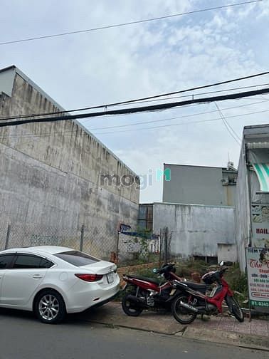 Hình ảnh Đất mặt tiền kinh doanh, đường 22, Phước Long B, quận 9, 11tỷ/125m2.