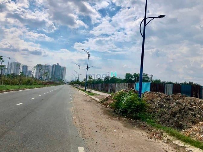 Hình ảnh 3.000m2 Liên Phường. Q2. Mở Bãi Vật Liệu. Bãi xe... (chothue)