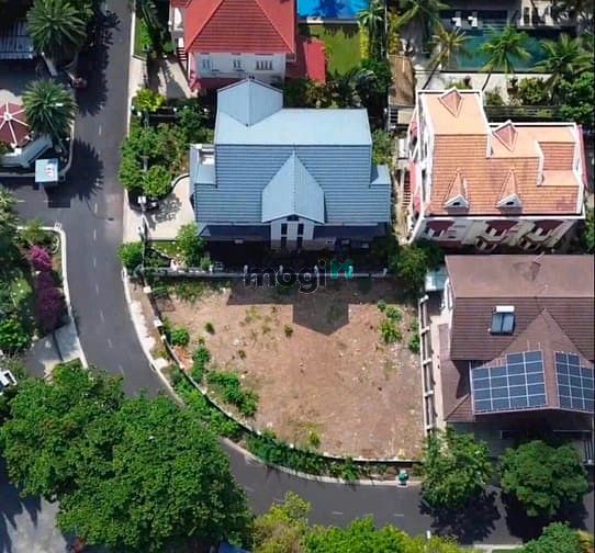 Hình ảnh Bán đất biệt thự 470 m2 khu VIP 146 đường Nguyễn Văn hưởng