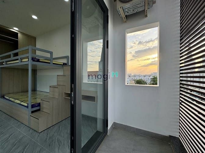 Hình ảnh Căn Hộ Full Nội Thất Bancol Ngay Đại Học Văn Lang