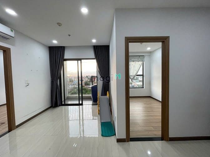 Hình ảnh Cho thuê chung cư gần Làng Đại Học, 2PN-2WC máy lạnh, tủ lạnh, rèmphơi