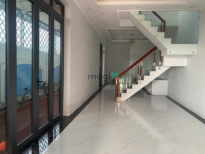 Hình ảnh Chính chủ bán nhà gần Chợ Gò Đen, lô gốc 2 MT đường kinh doanh giá rẻ