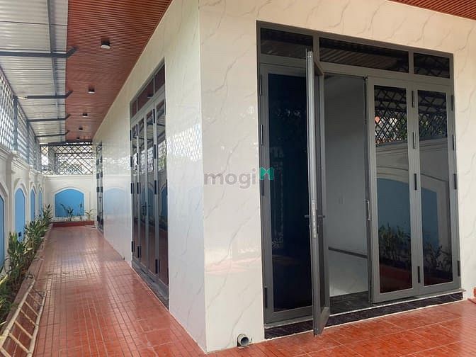 Hình ảnh Chính chủ bán nhà gần Chợ Gò Đen, lô gốc 2 MT đường kinh doanh giá rẻ