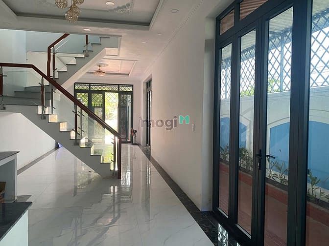 Hình ảnh Chính chủ bán nhà gần Chợ Gò Đen, lô gốc 2 MT đường kinh doanh giá rẻ
